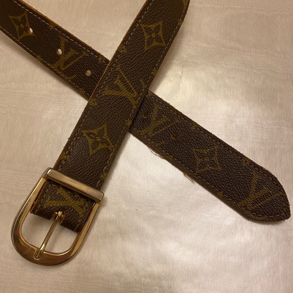 Louis Vuitton belt (from Saks Fifth Avenue / 1970s)